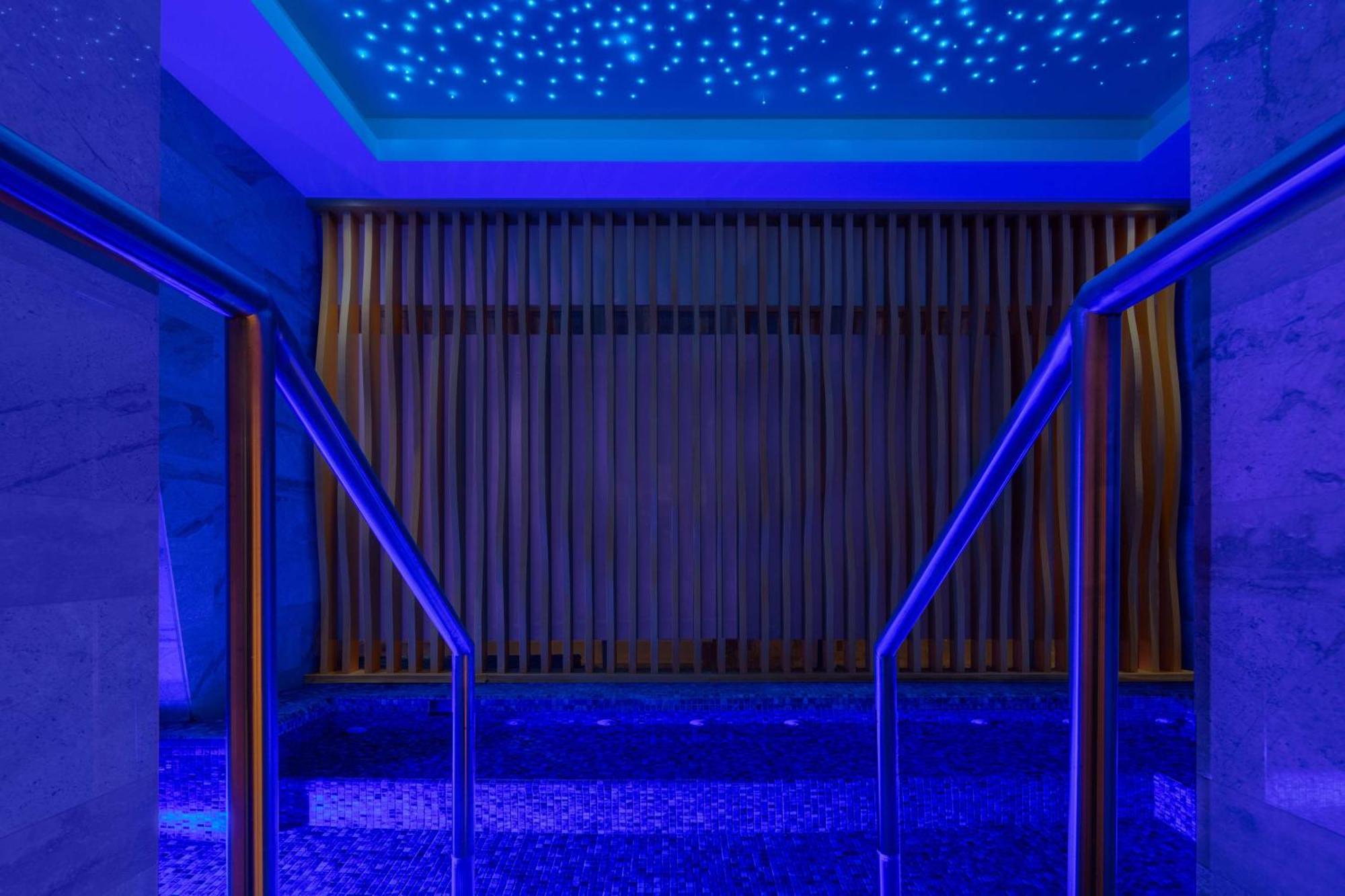 Hyatt Regency Riyadh Olaya Ngoại thất bức ảnh The organ